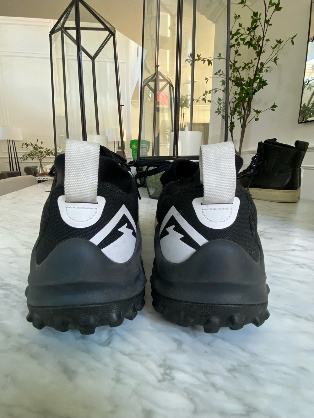 Nike Terra Kiger Black & White Trail-Ready Men's Running Shoes - Picture 3 of 4